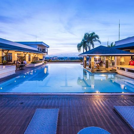L'Fisher Hotel Bacolod Bagian luar foto