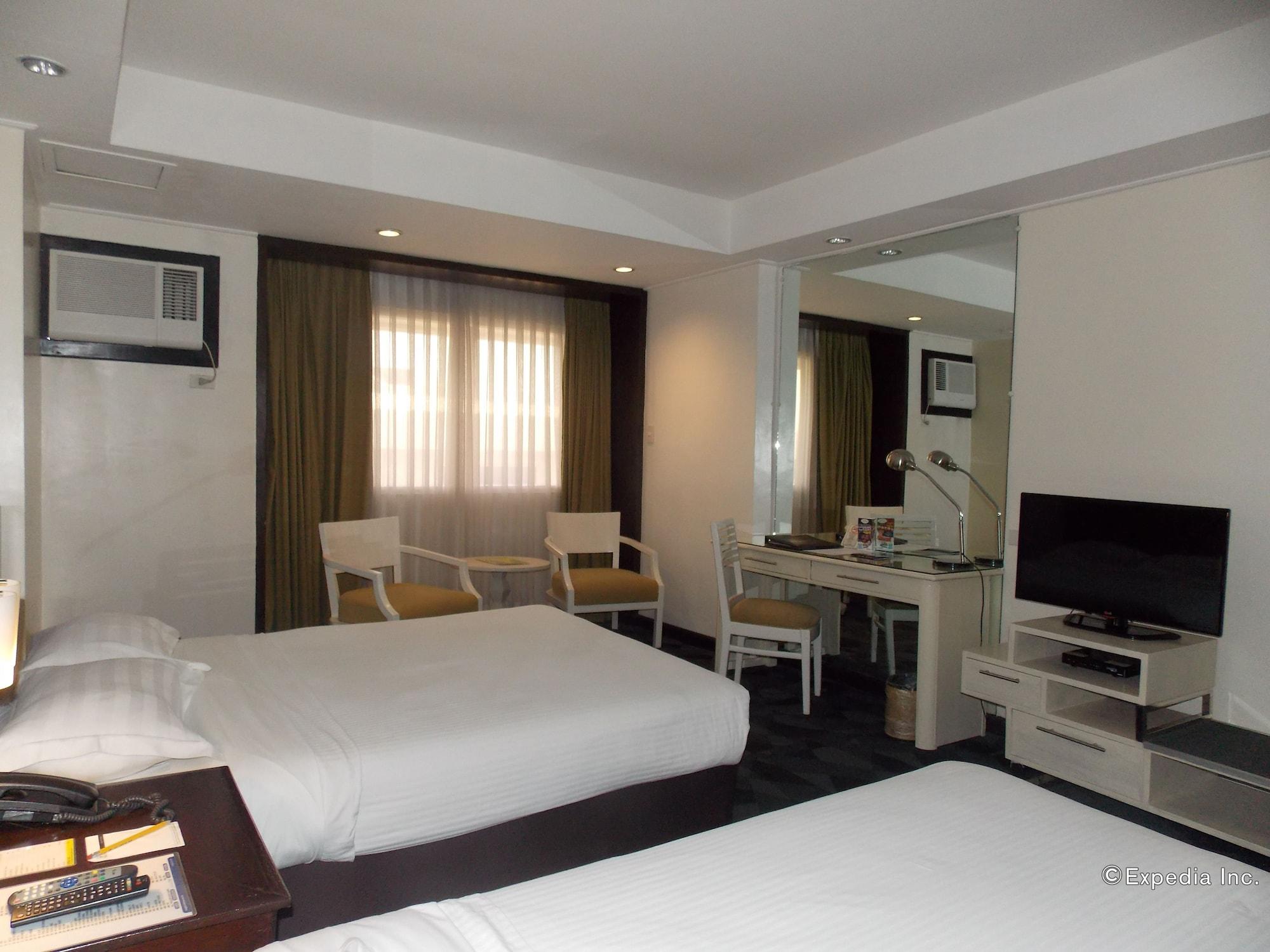 L'Fisher Hotel Bacolod Bagian luar foto