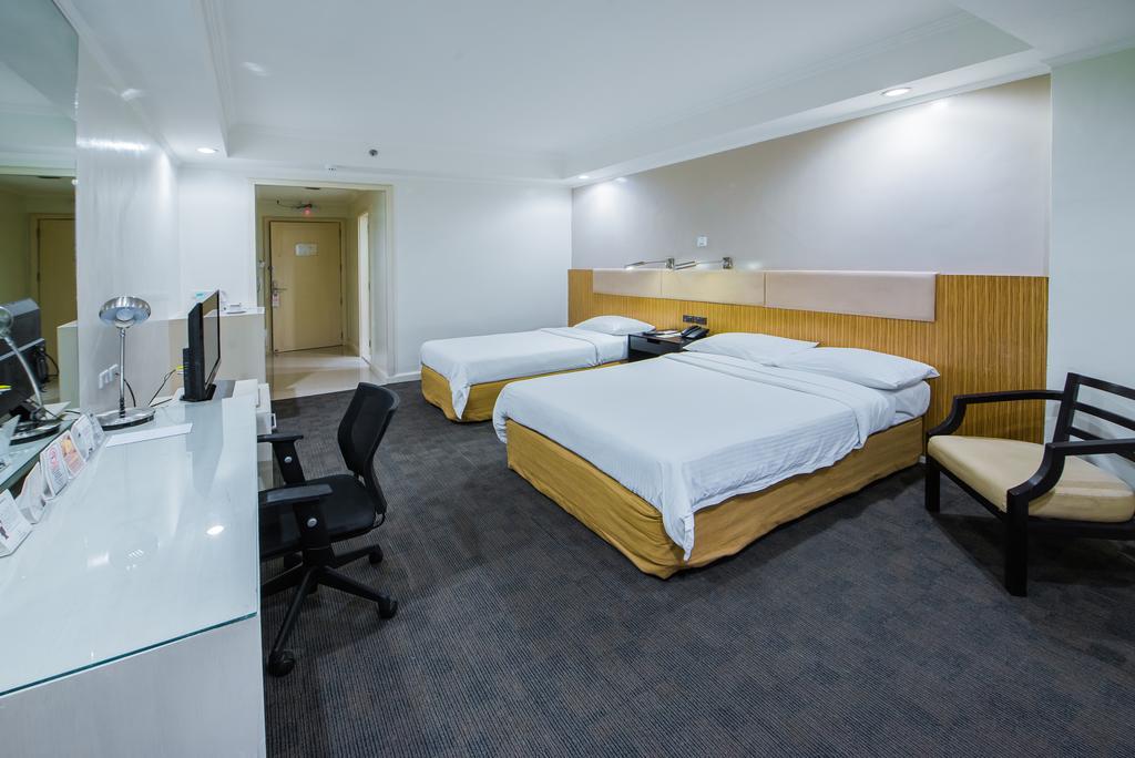 L'Fisher Hotel Bacolod Ruang foto