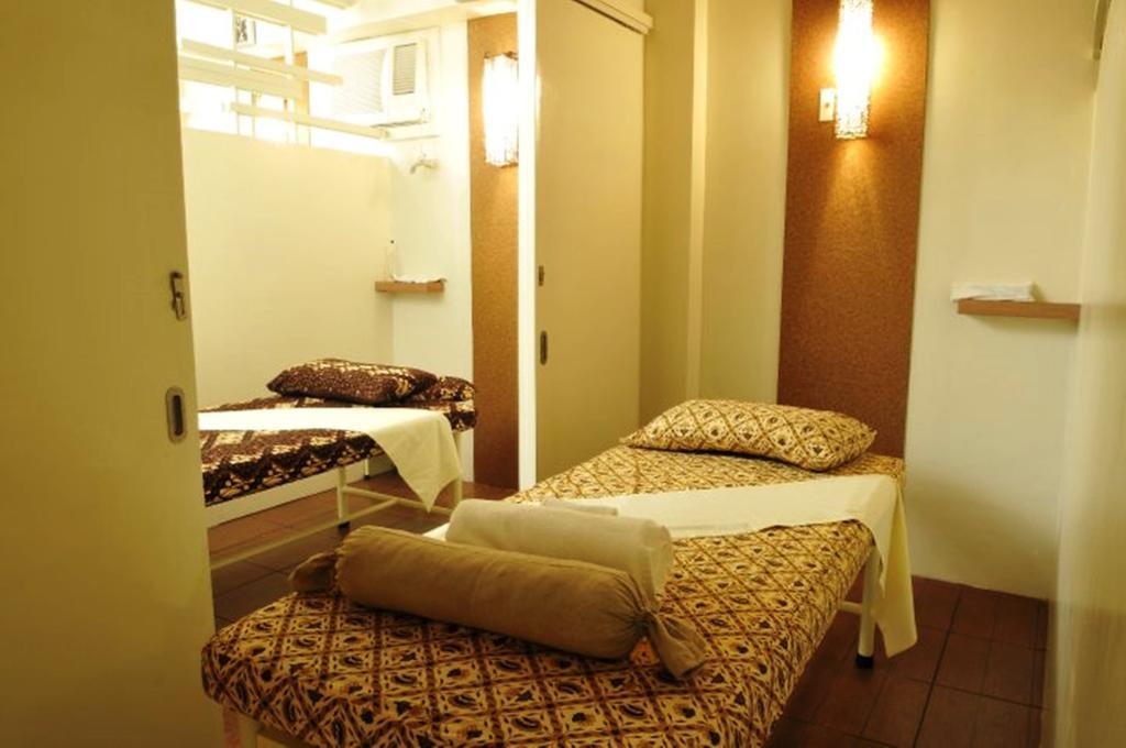 L'Fisher Hotel Bacolod Bagian luar foto