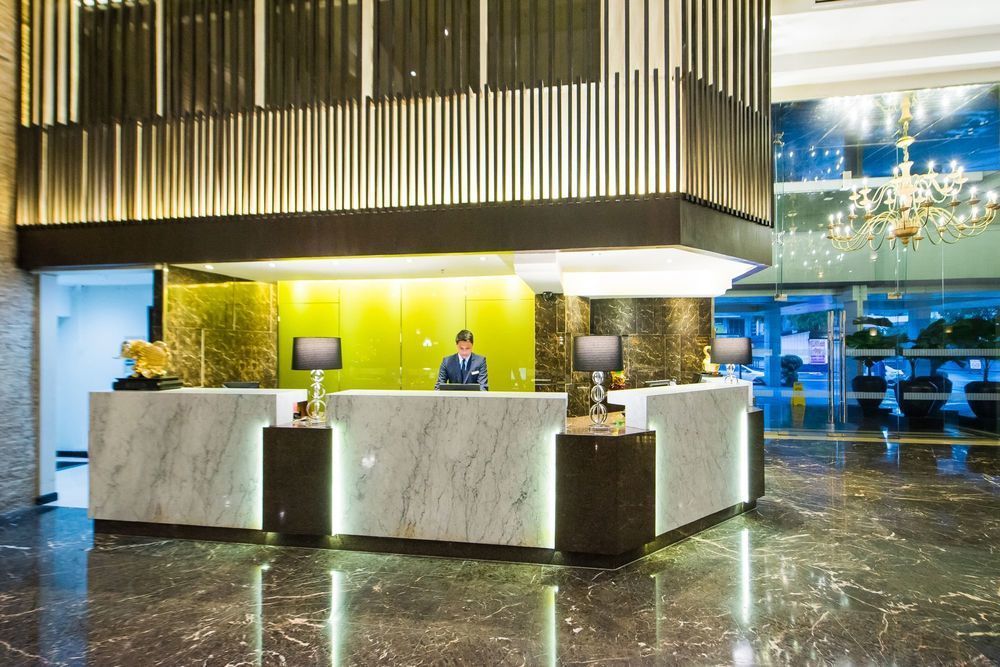 L'Fisher Hotel Bacolod Bagian luar foto