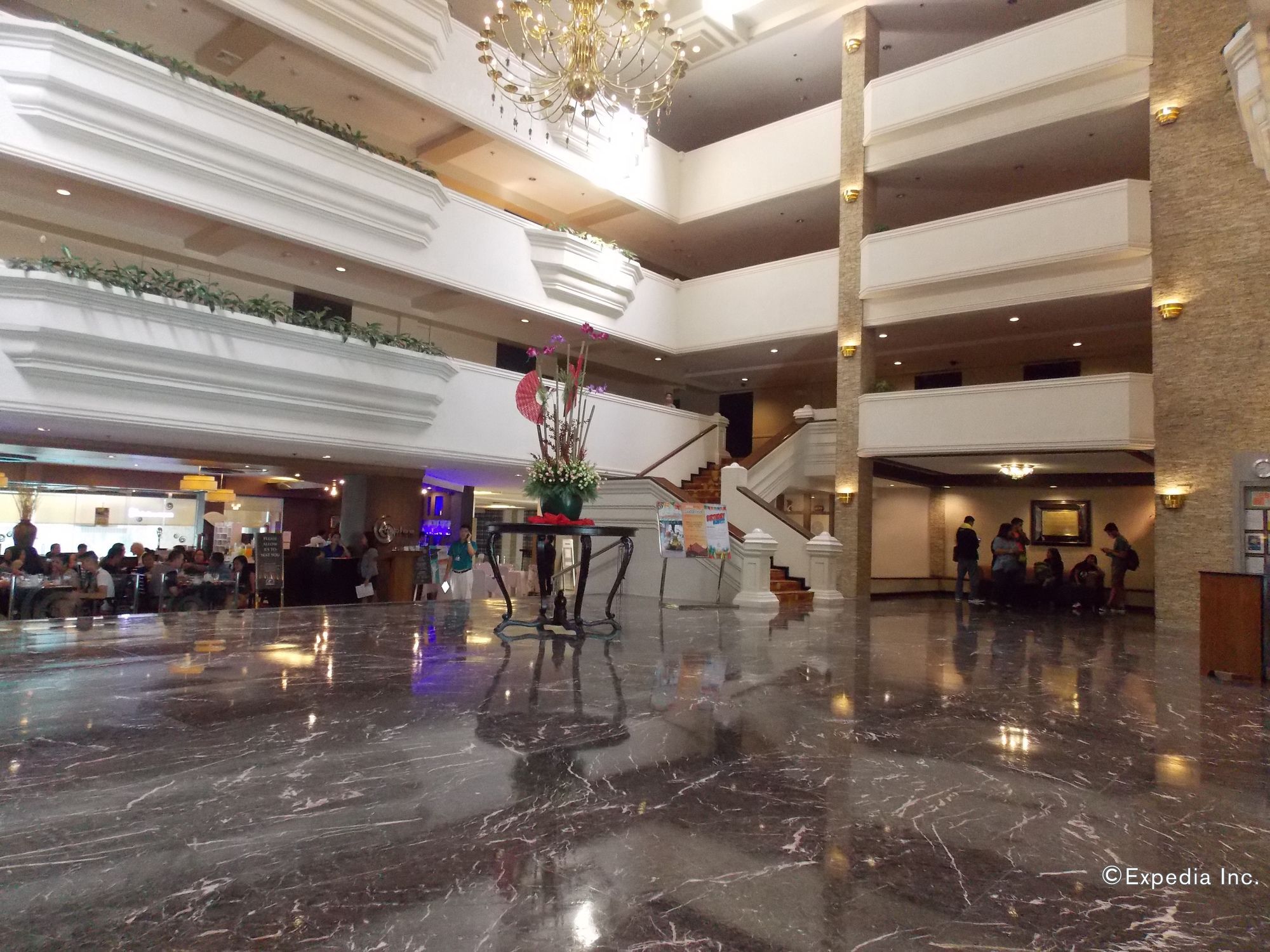 L'Fisher Hotel Bacolod Bagian luar foto