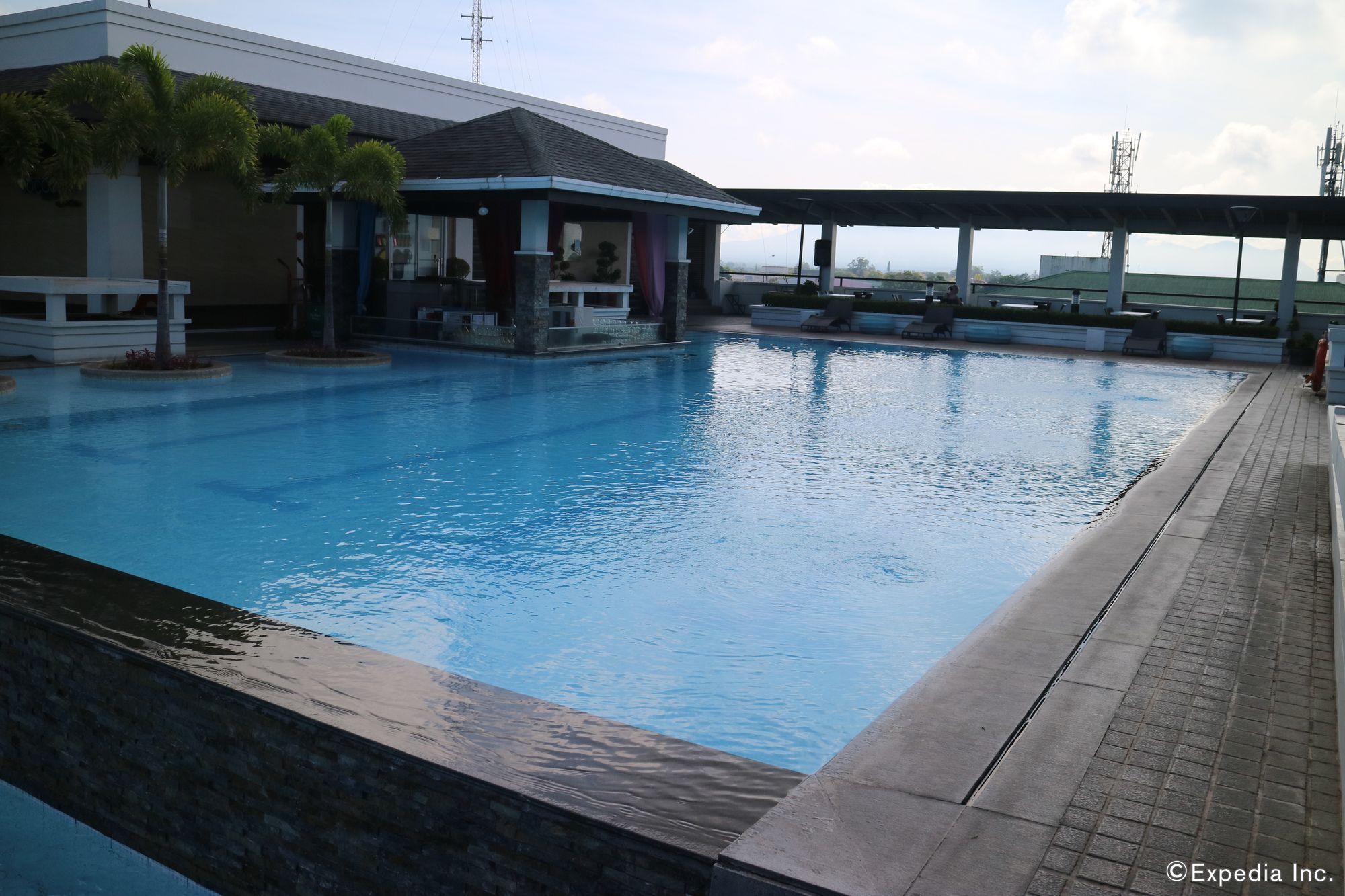 L'Fisher Hotel Bacolod Bagian luar foto